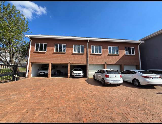 1,300M² OFFICE FOR SALE IN ILLIONDALE